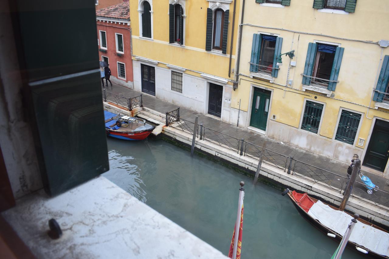 Albergo Basilea Venice Exterior photo