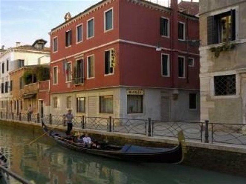 Albergo Basilea Venice Exterior photo